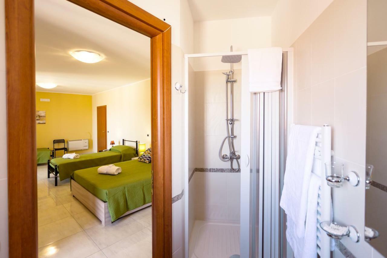 Rocca Degli Etnei Bed & Breakfast Paterno  Exterior foto