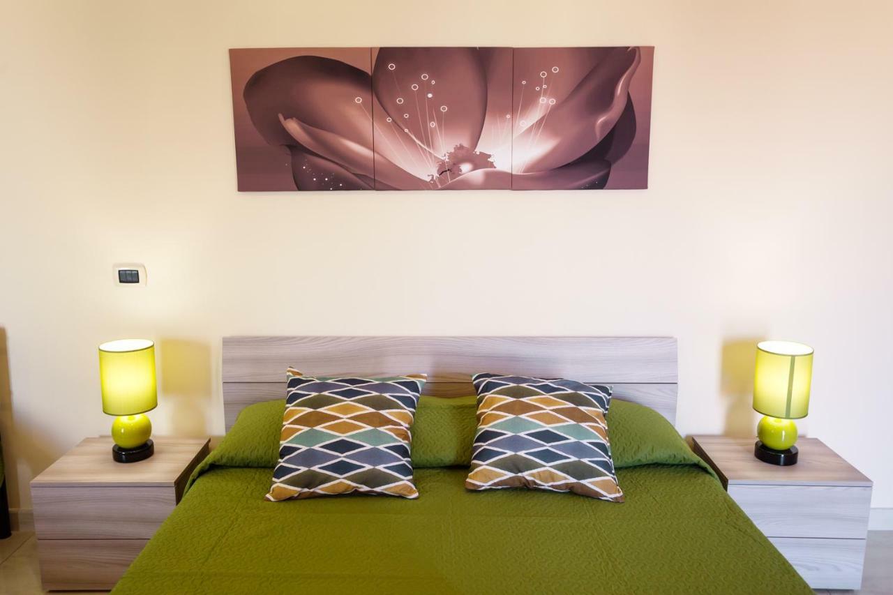 Rocca Degli Etnei Bed & Breakfast Paterno  Exterior foto
